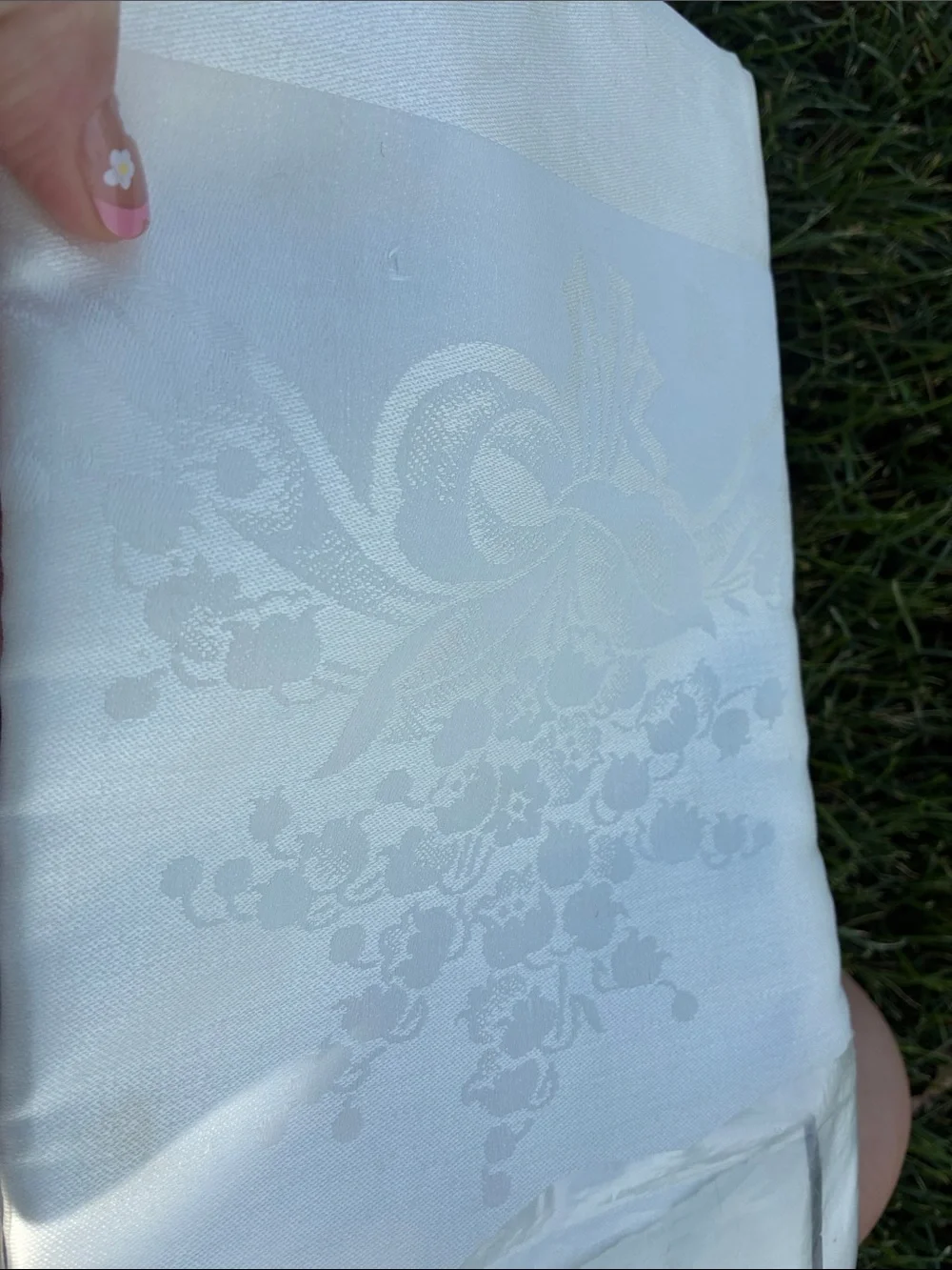 Beautiful Vintage Erinore Pure Irish Linen Double Damask Tablecloth